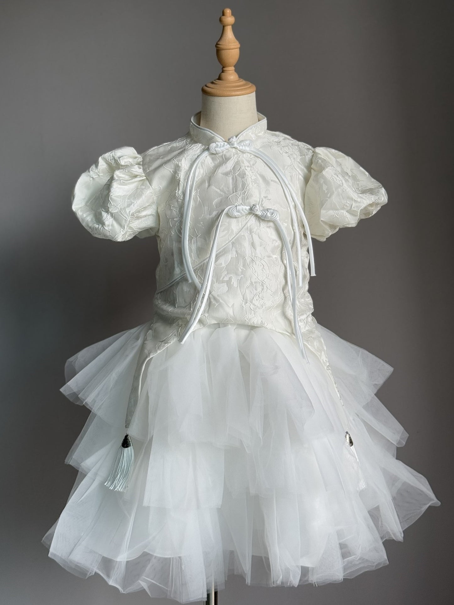 Girls White Cheongsam Top & Tulle Skirt