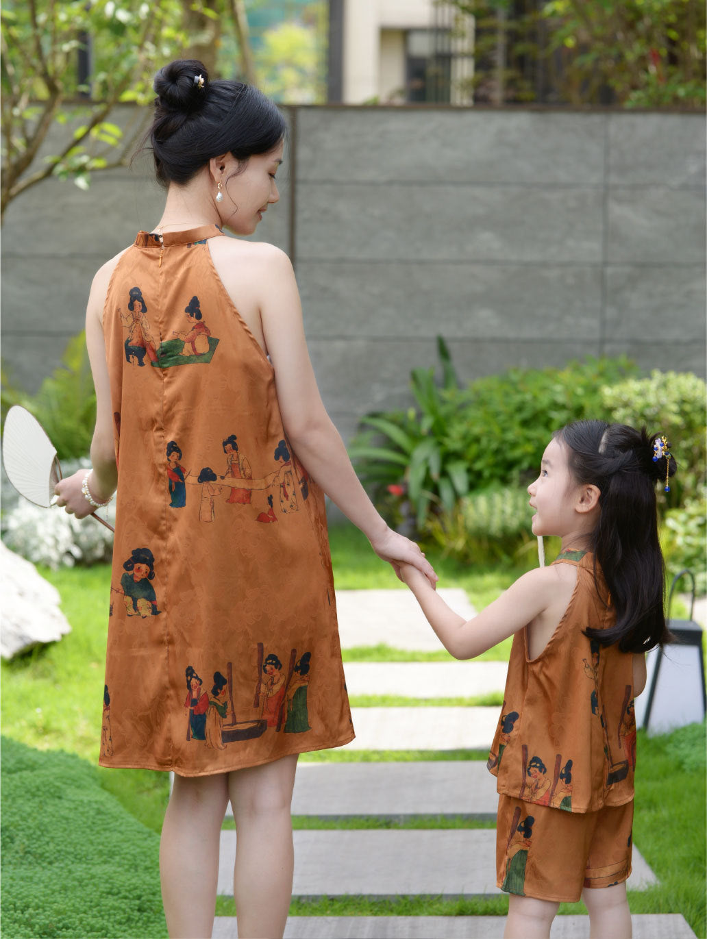 Women Tang Dynasty Halter Cheongsam