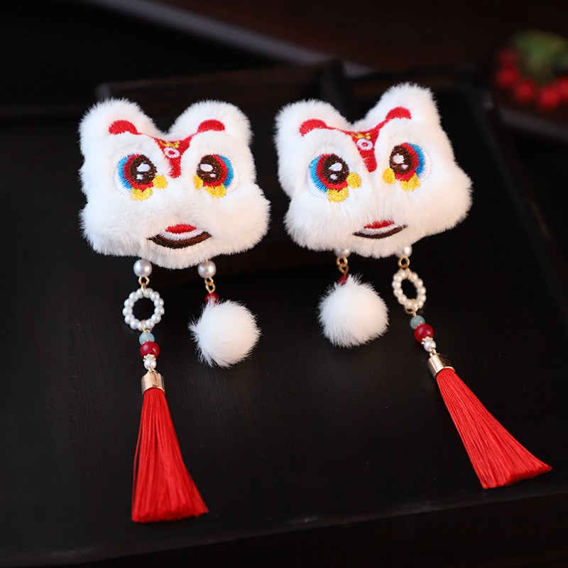 White Lion Hair Clips