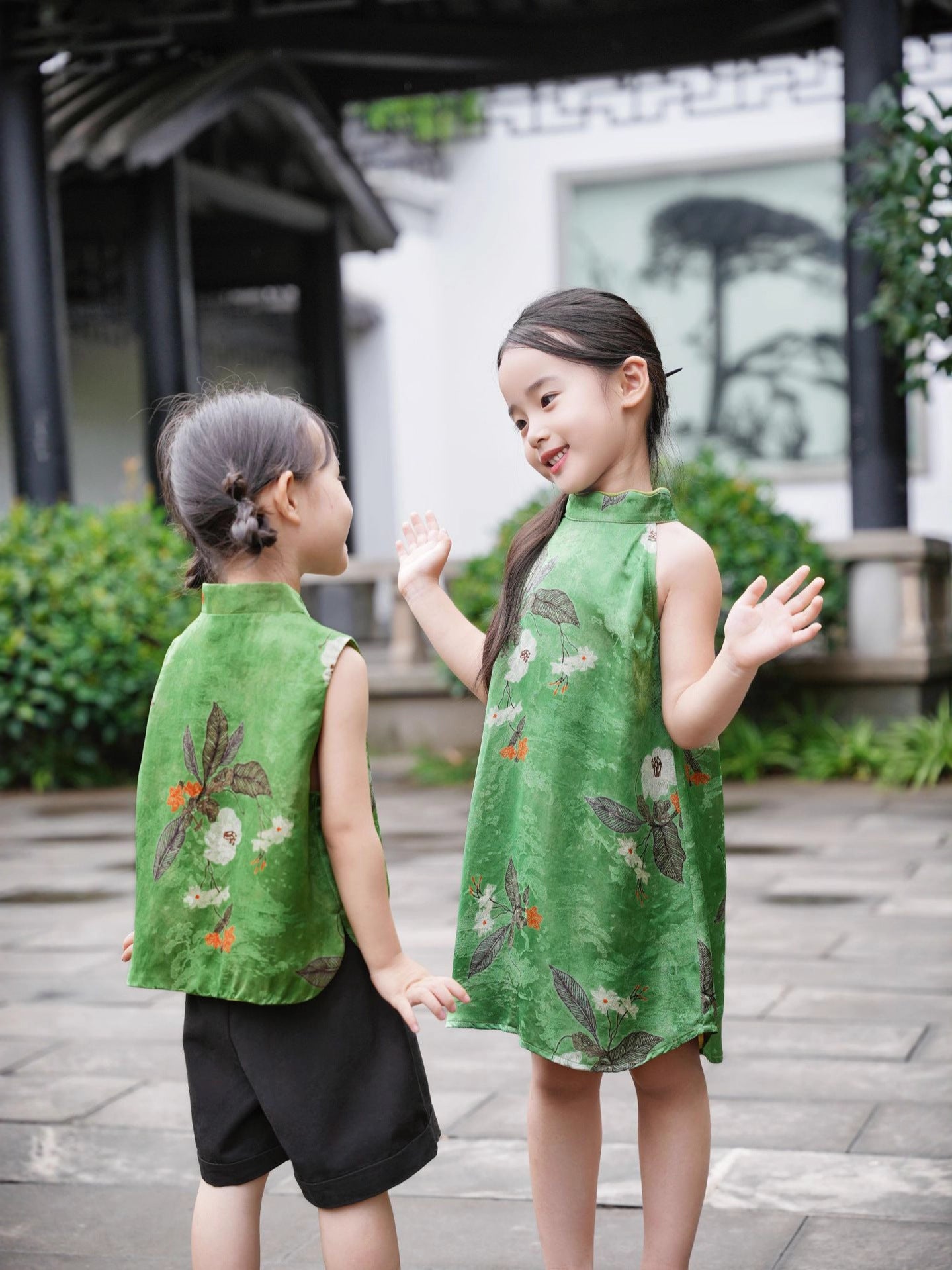 [PREORDER] Girls Emerald and Red Accents Halter Cheongsam Dress